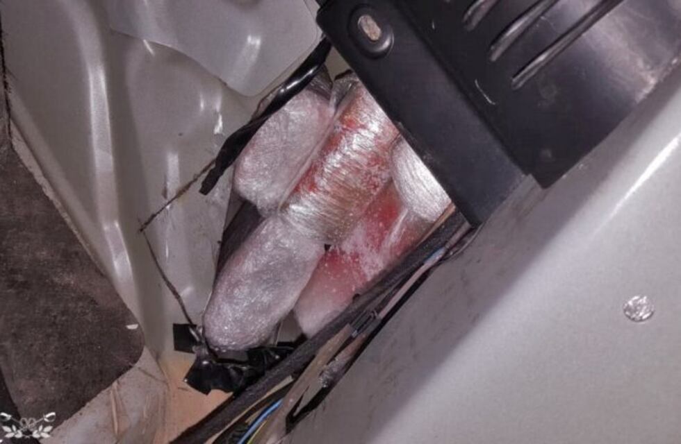 Detuvieron a una pareja con 84 kilos de marihuana