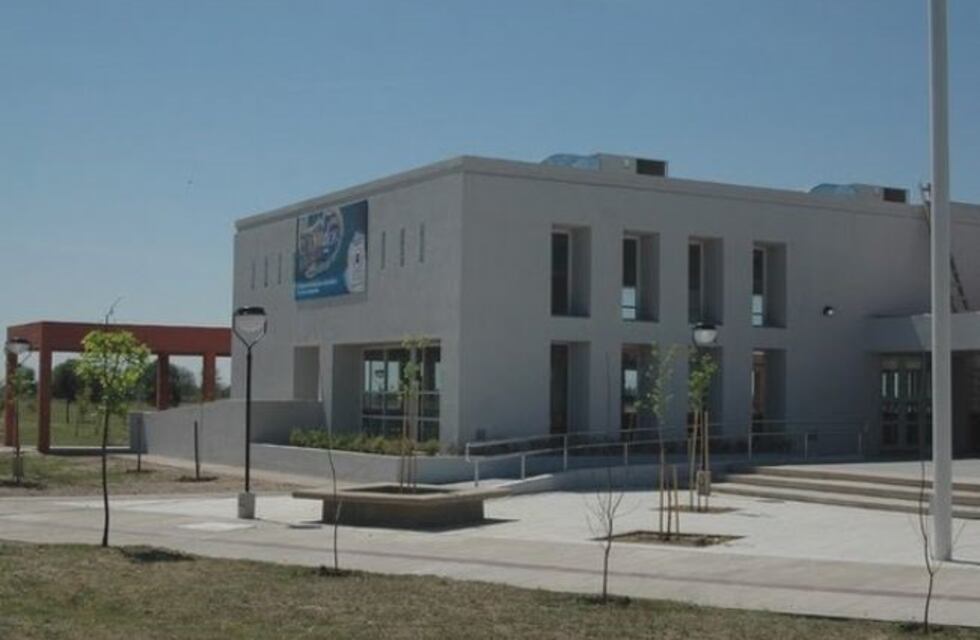 Polémica en la Universidad de Villa María por una performance de "PosPorno"