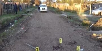 Falleció desangrado por la herida recibida en la espalda\u002E