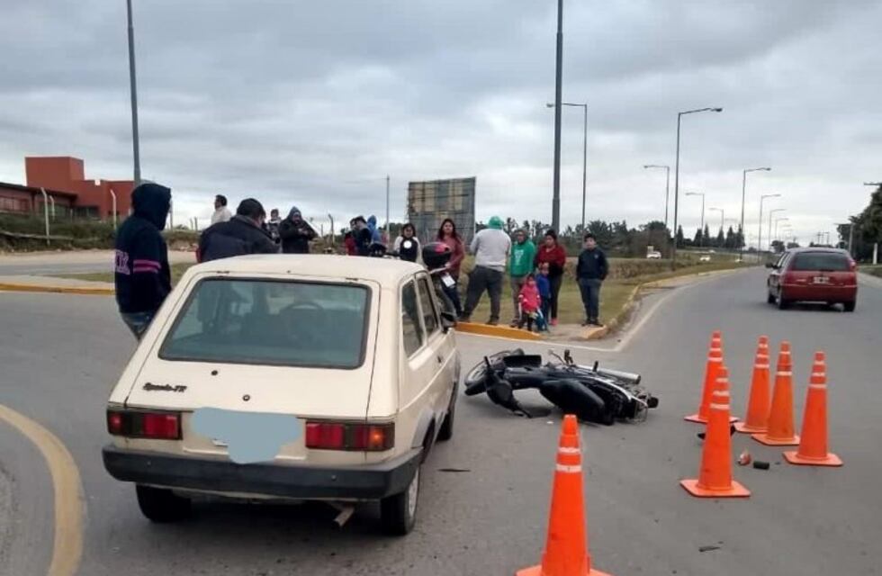Una mujer y un niño de tres años presentaron politraumatismos luego de protagonizar un accidente de tránsito