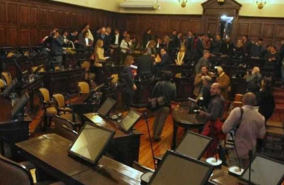Código de Faltas: la oposición se fue del recinto