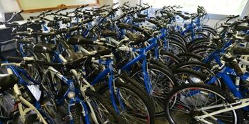 El programa de bicicletas de la Universidad Nacional de Córdoba busca resolver problemas de movilidad de los estudiantes\u002E