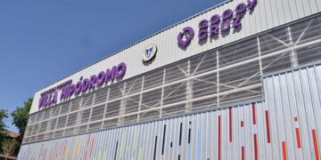 El renovado y reestrenado Polideportivo Villa Hipódromo, en Godoy Cruz\u002E Foto: Municipalidad de Godoy Cruz\u002E