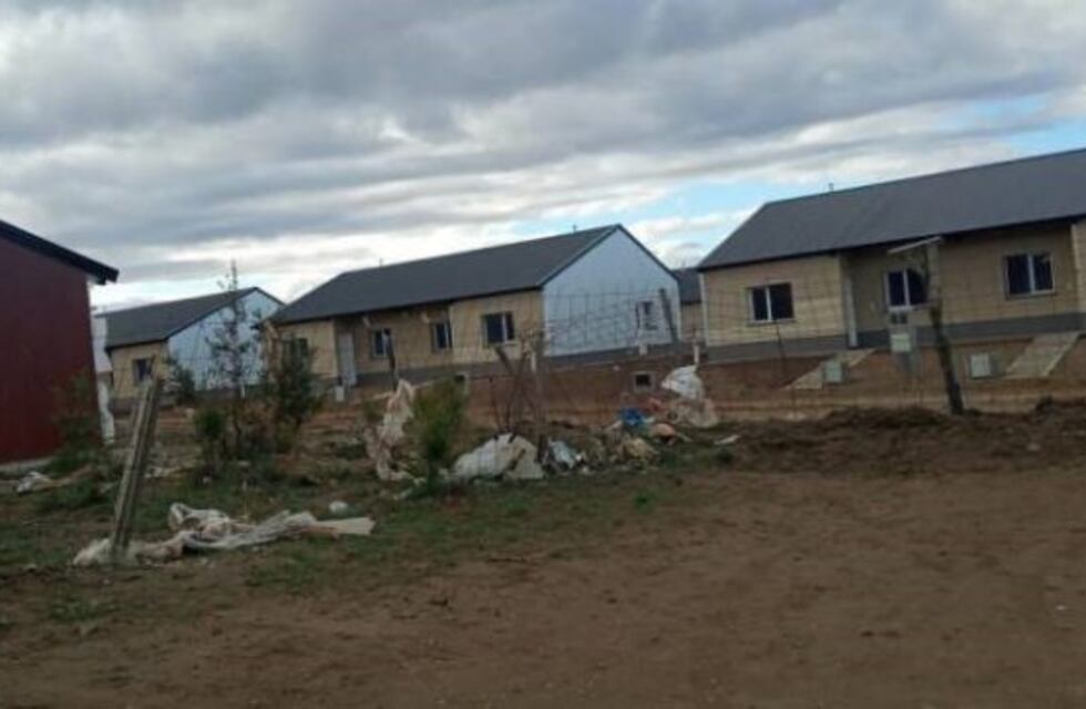 Vecinos de Bariloche acamparon para evitar las usurpaciones de terrenos y viviendas