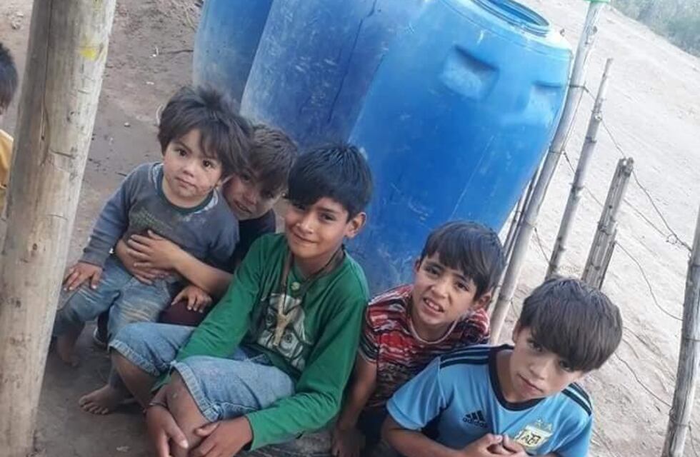 Los niños de una villa sanjuanina que viven en la total desidia