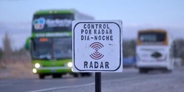 Confirman la instalación de tres radares viales en Bariloche