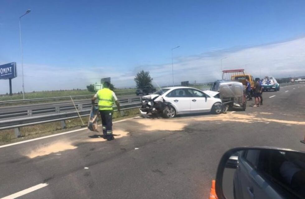 Impresionante choque en cadena en la autopista Córdoba-Carlos Paz