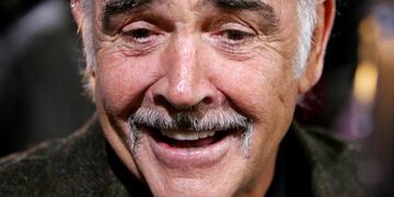 El actor Sean Connery sonríe, murió este sábado a las 90 añosREUTERS/Fabrizio Bensch/File Photo