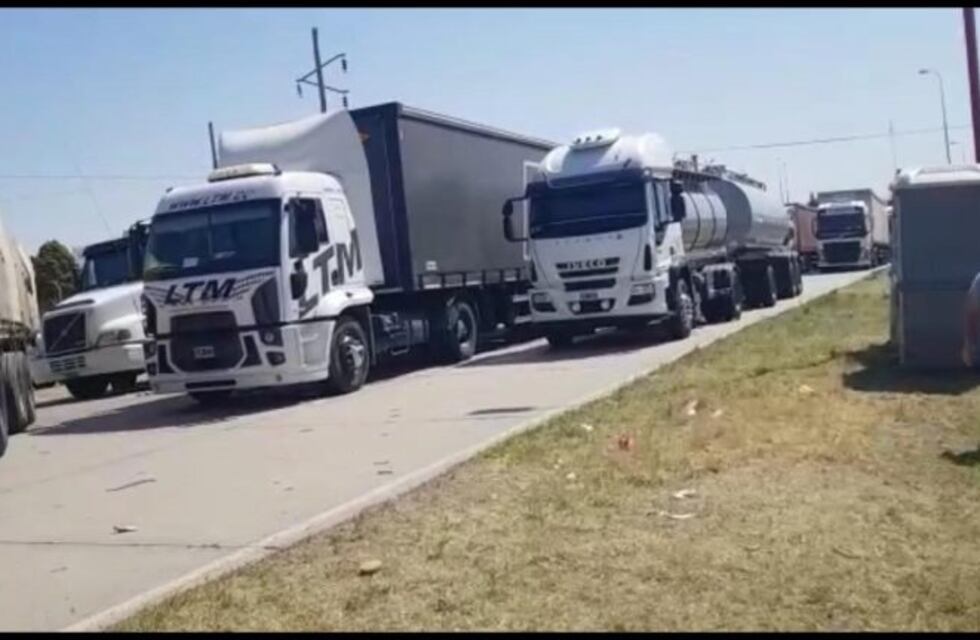 San Luis: son 7 los bloqueos que tienen las rutas y va por su tercer dia