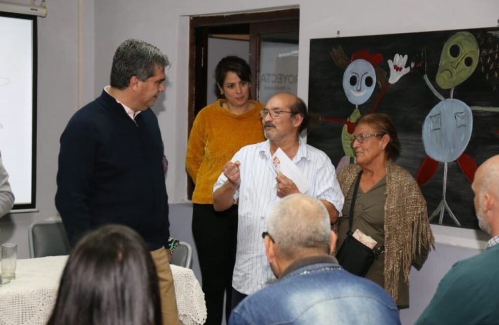 Capitanich entregó subsidios a emprendedores con discapacidad