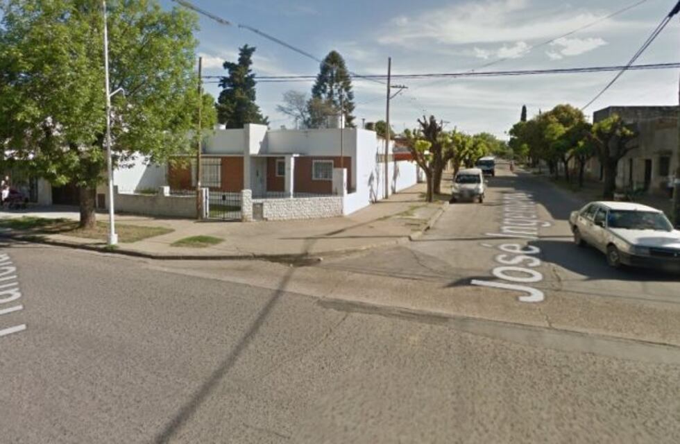 Una pelea de mujeres en el macrocentro terminó a los empujones con la policía
