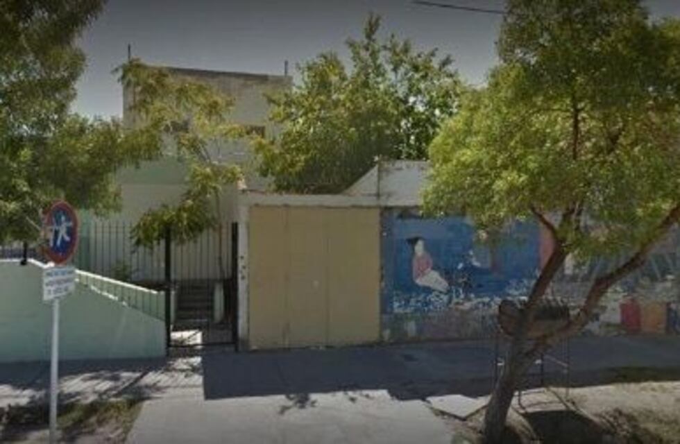 Fue a votar y metió un preservativo usado en el sobre