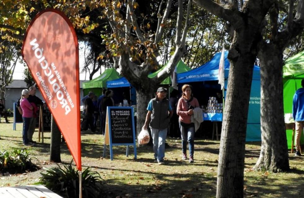 El Mercado en tu Barrio estuvo en Quequén