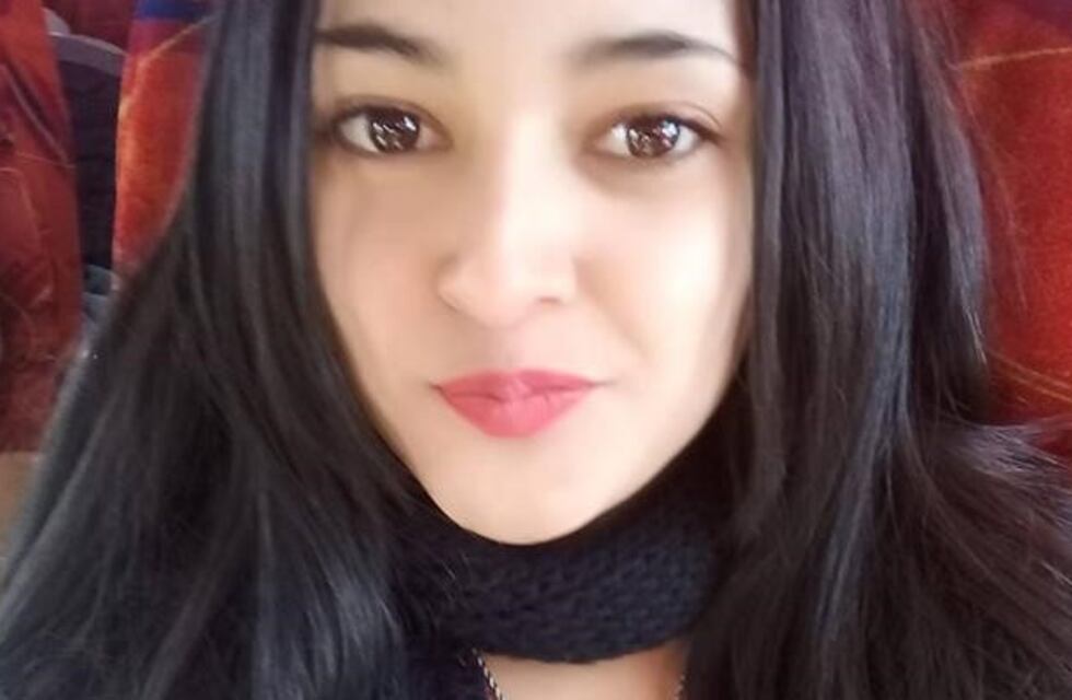 Una adolescente de 16 años desapareció en La Banda y es buscada de manera intensa