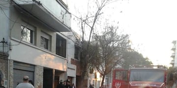 El incidente se produjo a poco más de 100 metros del Sanatorio de la Mujer\u002E (@chelo3046)