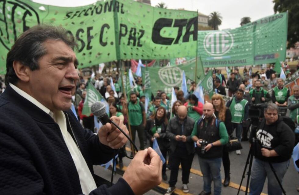 La CTA y los docentes privados paran y marchan al Congreso