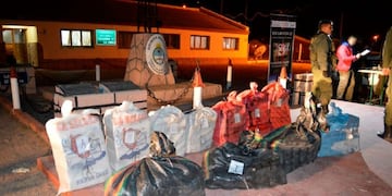 Detuvieron a un conductor con 380 kilos de cocaína en Salta\u002E (Gendarmería Nacional)