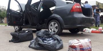 Atraparon a un gendarme en Chaco con más de 100 kilos de marihuana\u002E (Foto: Primera Línea)