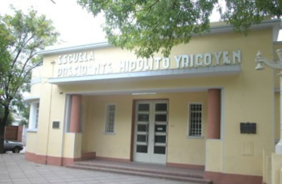 Robo de 22 netbooks de la escuela Yrigoyen