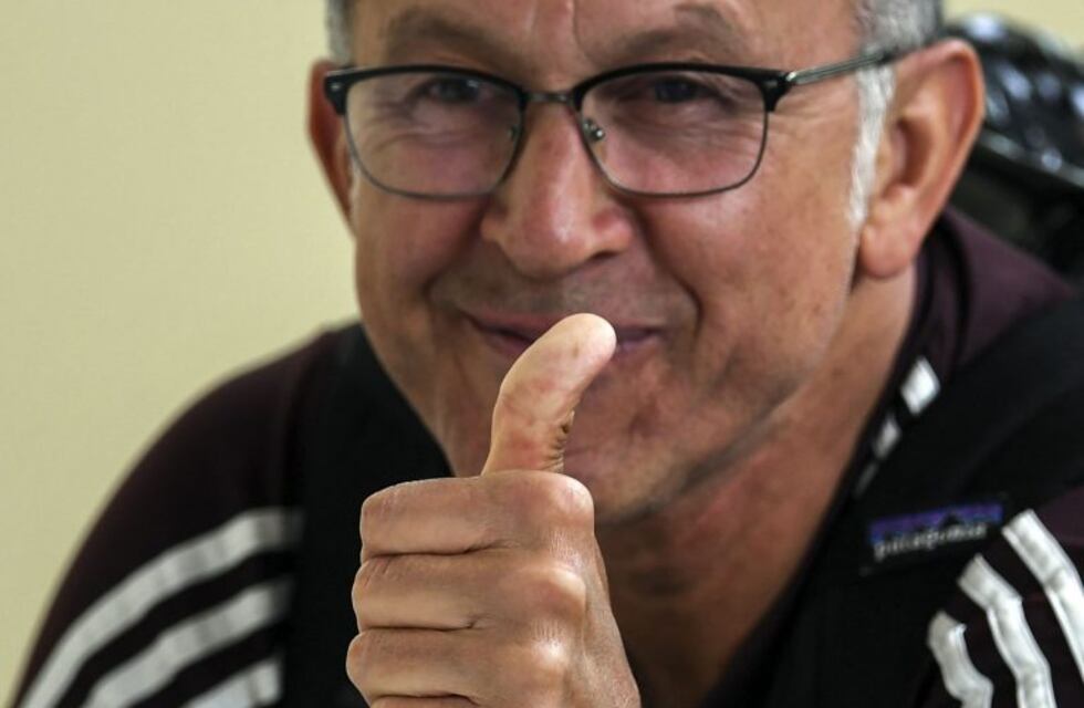 El entrenador de México llevó a su esposa y a su amante al Mundial de Rusia