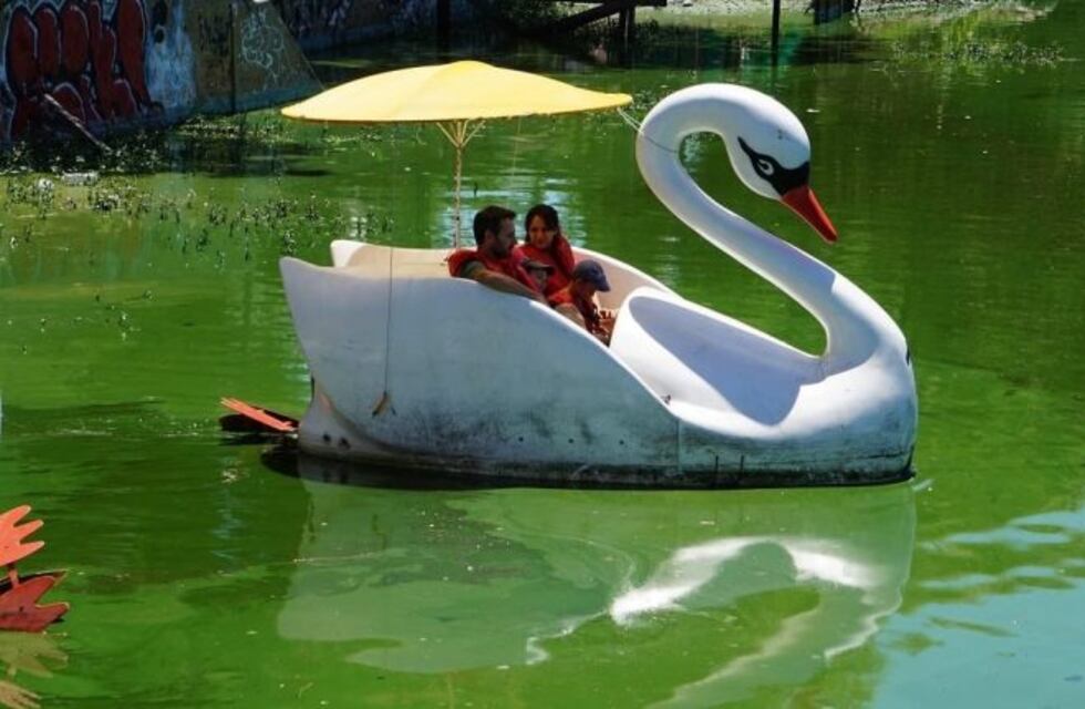 La imagen del Lago San Roque otra vez preocupa a vecinos y turistas