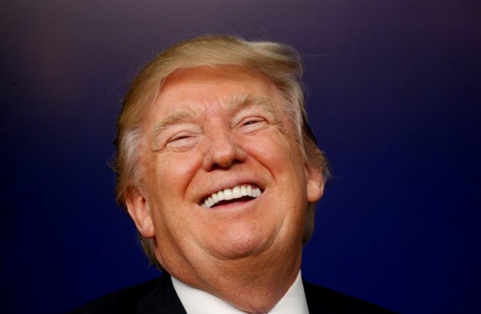 Donald Trump desafió a Oprah Winfrey a presentarse a elecciones