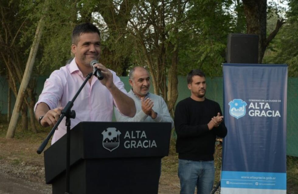 Alta Gracia: se inauguró en Barrio Touring la obra de gas natural