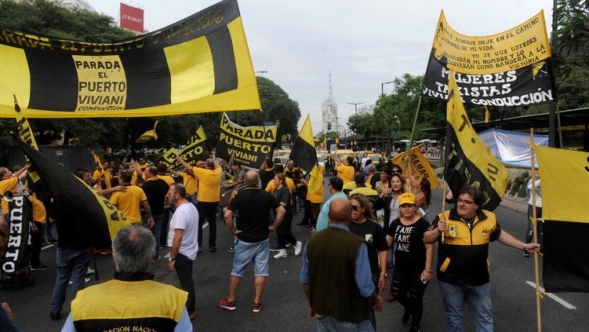 Taxistas contra Uber (crédito: Alfredo Martínez)