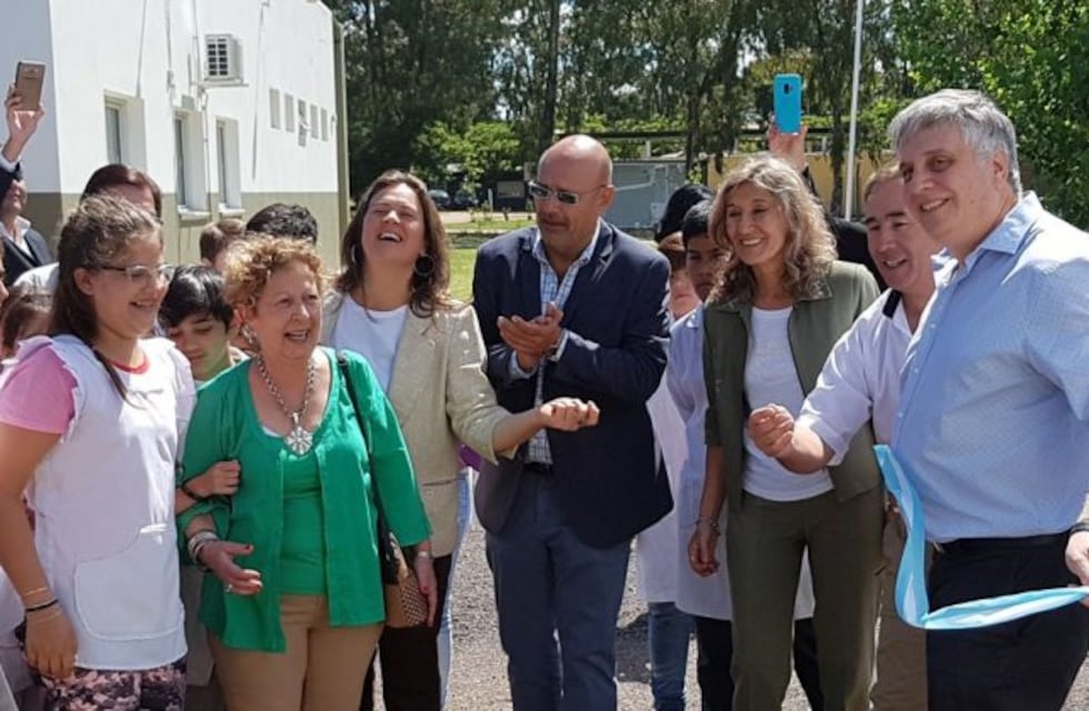 Inauguraron una planta láctea en el Centro Regional de Educación Tecnológica