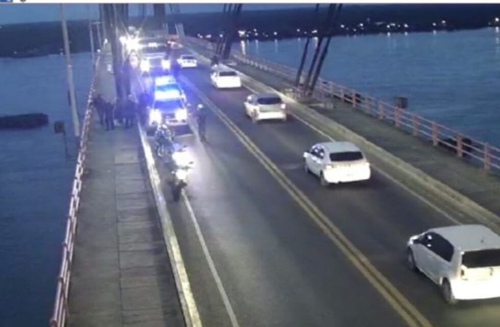 Una mujer se habría arrojado del puente que une Chaco y Corrientes