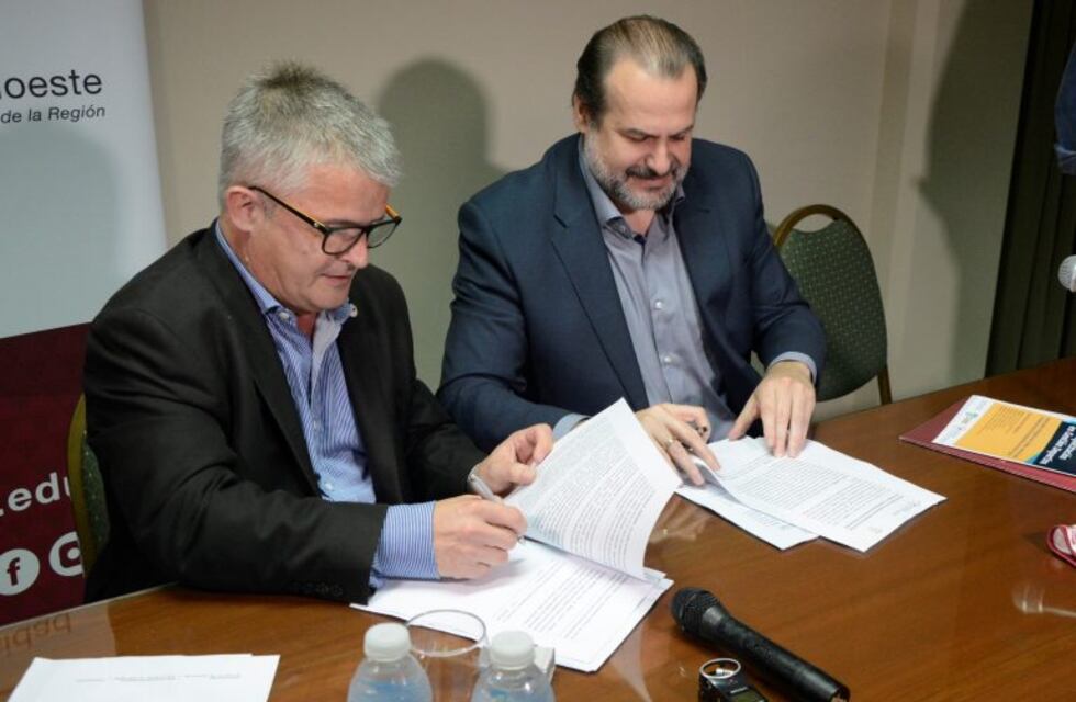 Bahía Blanca: Firma de convenio entre la UPSO y la Confederación Argentina de Básquetbol