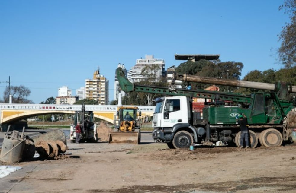 Por el nuevo puente Ramón Mestre, cortan un tramo de Costanera por dos meses