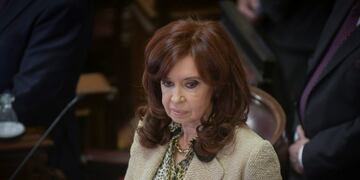 Argentina 
Cristina Fernandez de Kirchner durante la sesión del Senado . Tratamiento de Bruglia y Bertuzzi Foto Federico Lopez Claro