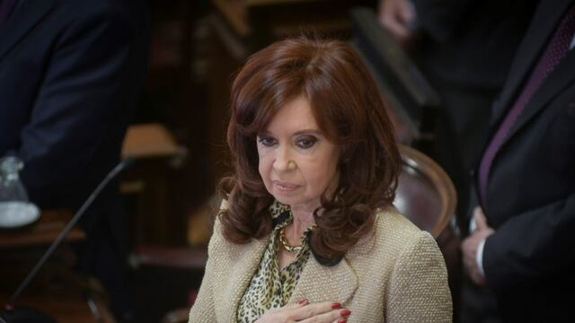 Argentina 
Cristina Fernandez de Kirchner durante la sesión del Senado . Tratamiento de Bruglia y Bertuzzi Foto Federico Lopez Claro