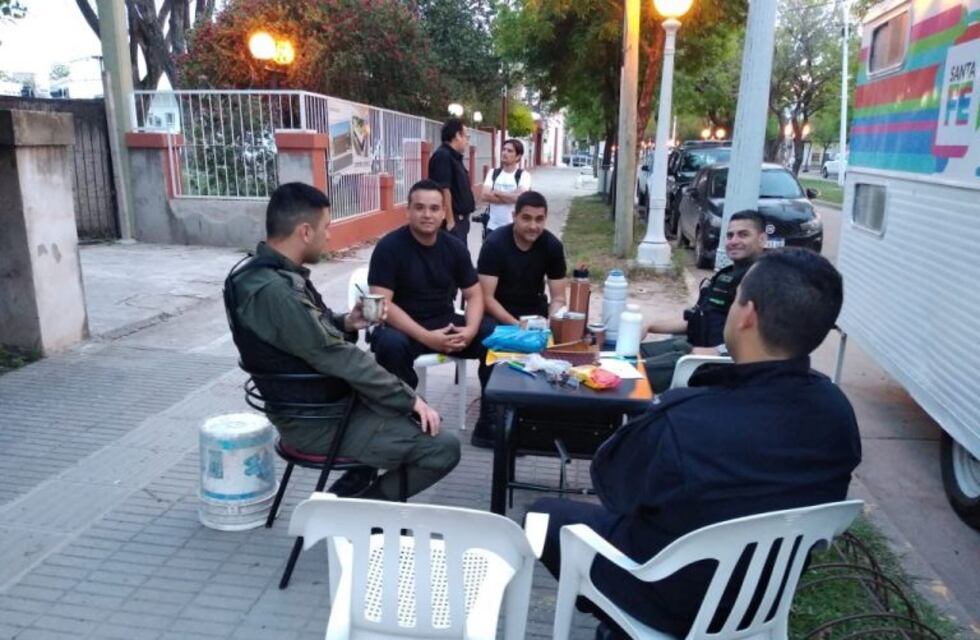 Crece el escándalo policial en Sunchales: marchan por seguridad y piden liberar a los agentes detenidos