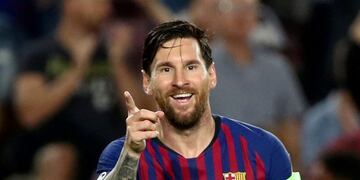 Soccer Football - Champions League - Group Stage - Group B - FC Barcelona v PSV Eindhoven - Camp Nou, Barcelona, Spain - September 18, 2018 Barcelona's Lionel Messi celebrates scoring their fourth goal to complete his hat-trick REUTERS/Sergio Perez TPX IMAGES OF THE DAY