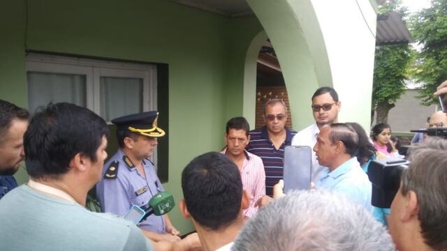 Apóstoles protesta de vecinos en favor de policías detenidos\u002E