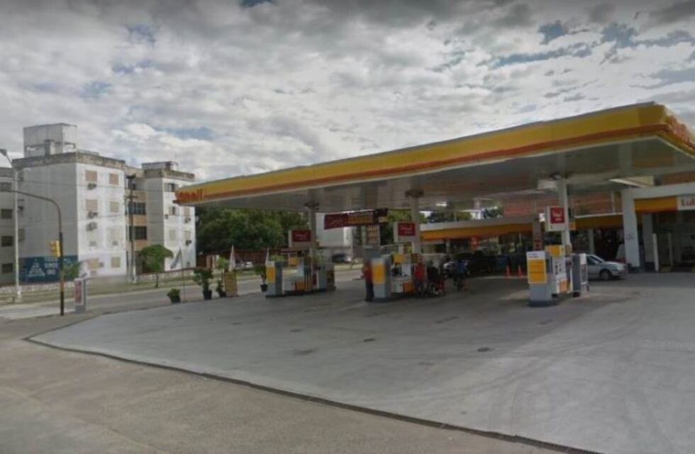 Ingresaron por el hueco de un aire y robaron más de 300 mil pesos