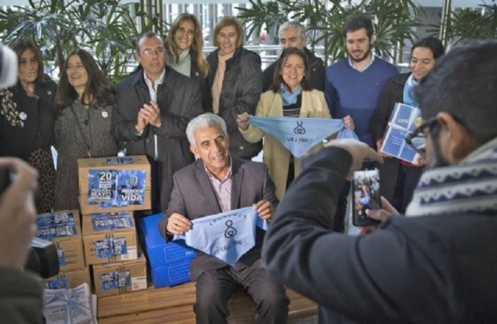 Diputados juntaron firmas en contra de la despenalización del aborto