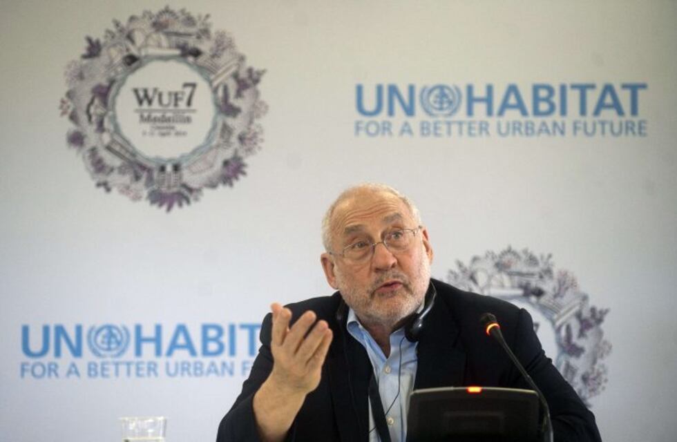Stiglitz, premio Nobel de Economía, crítico con las medidas económicas de Macri