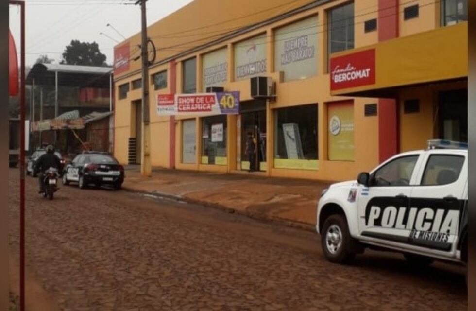 Boqueteros robaron 300 mil pesos en negocio obereño