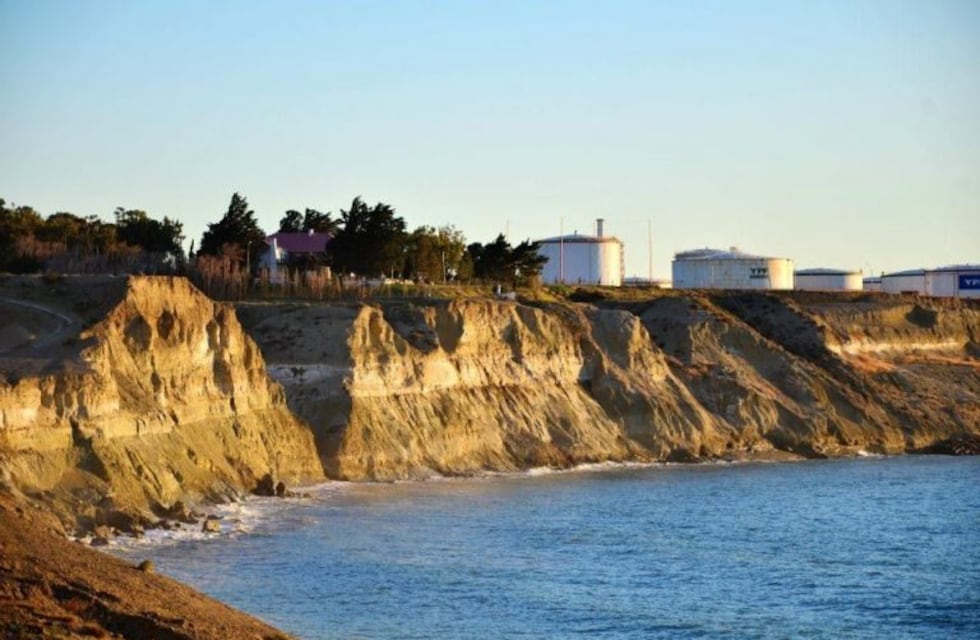 Hallan restos óseos que no serían de larga data en la la costanera