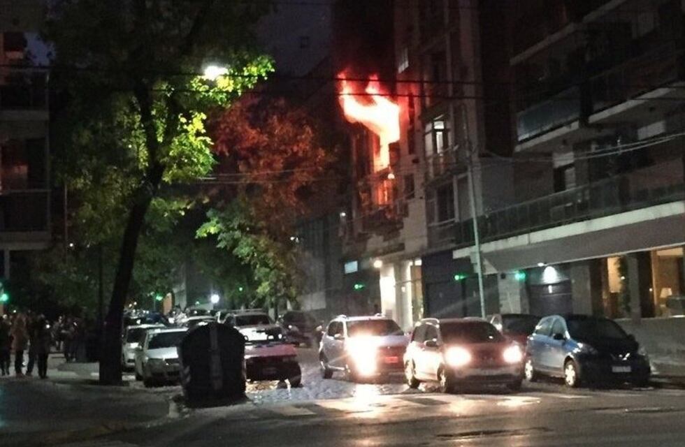 Un muerto por un incendio en un edificio de Belgrano