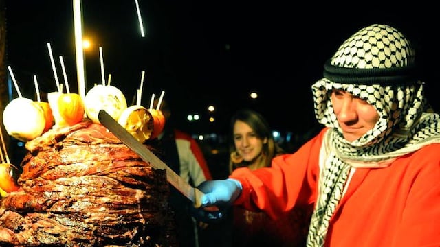 Noches de comida y música con las colectividades