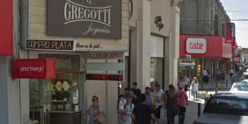 Robo en una joyería\u002E