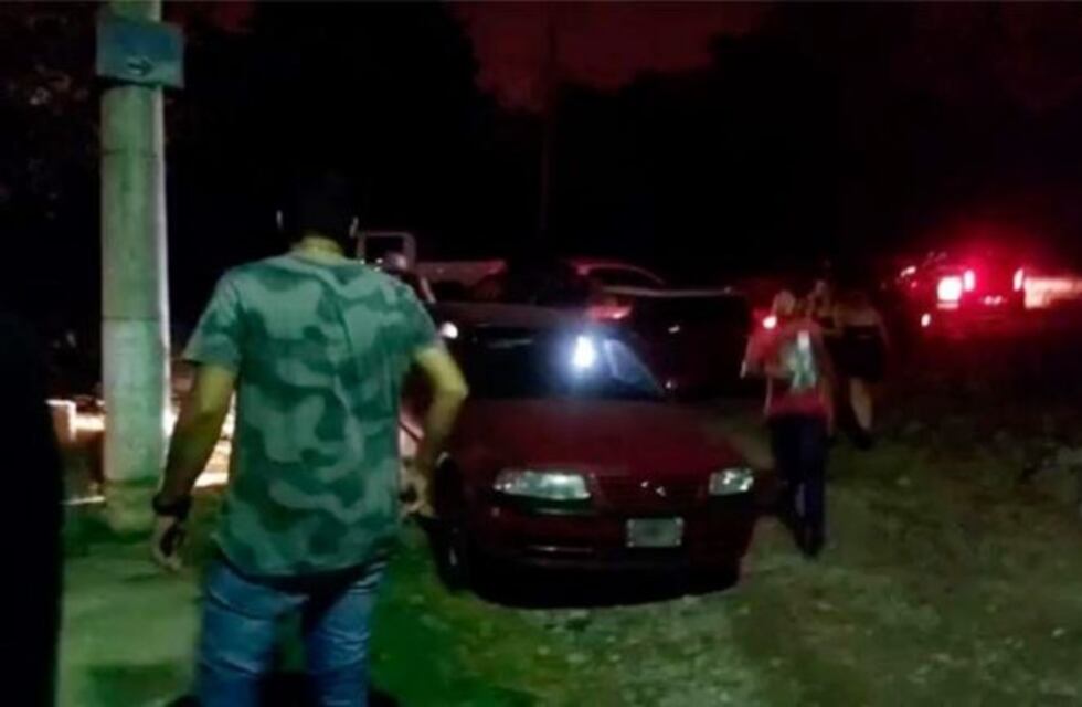 Villa Warcalde: descontrol, música, agresión a pedradas y ninguna intervención