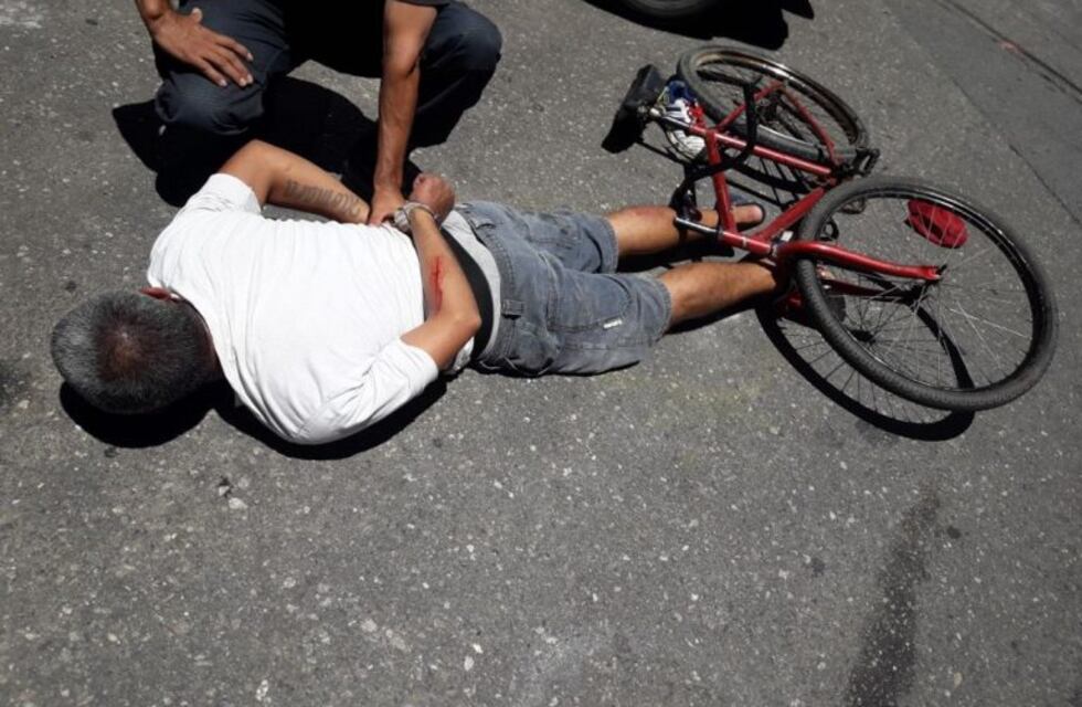 Persecución en la zona del Monumento a la Bandera por el robo de un pollo