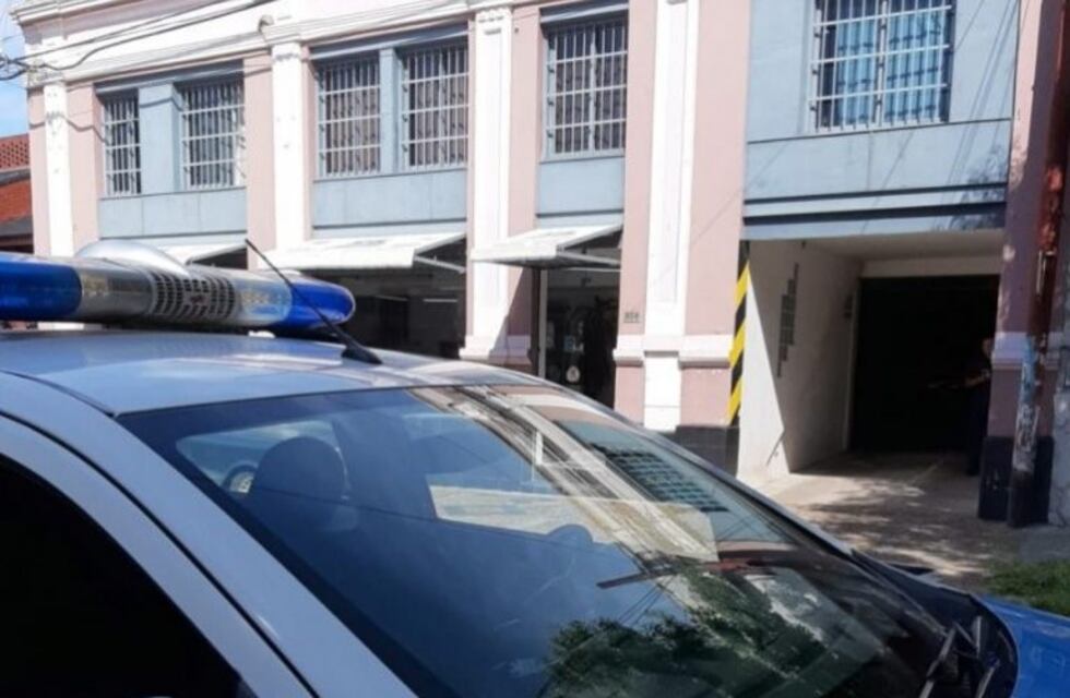 Paraná: cayó de una cochera céntrica y murió