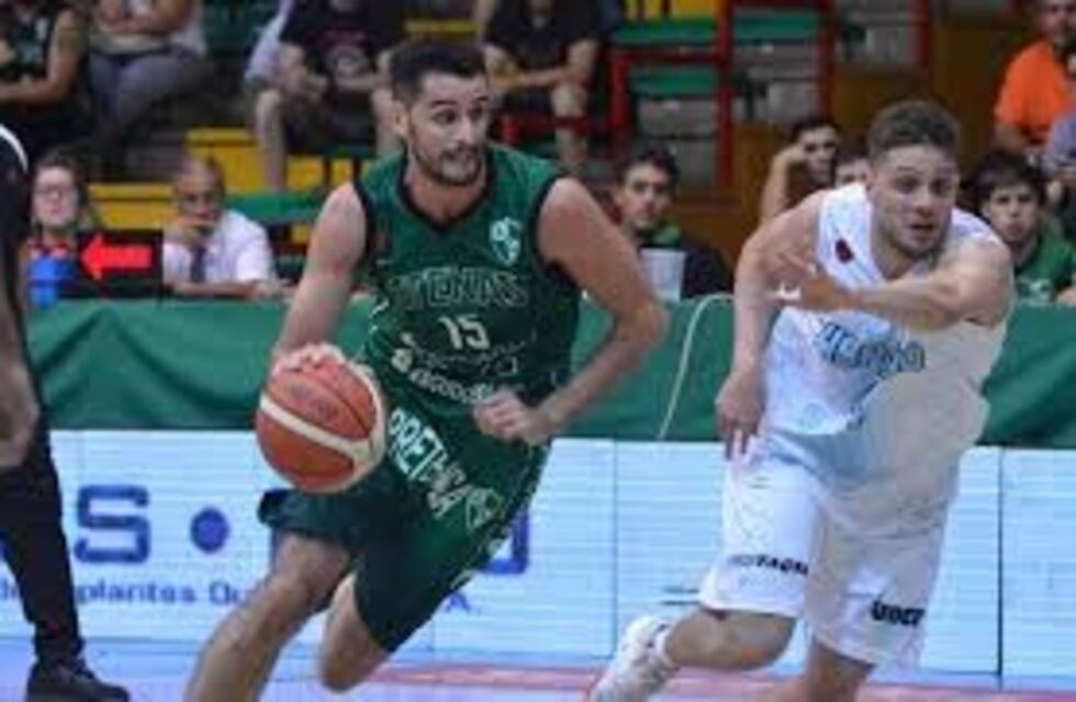 Atenas se despidió de su público por este año, con un claro triunfo sobre Bahía Basket