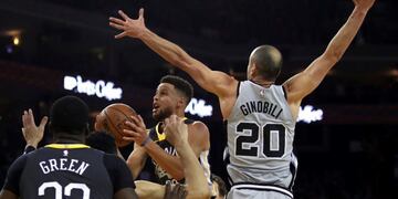 Los 13 puntos que encestó Manu Ginóbili no alcanzaron para evitar la derrota de los Spurs ante Golden State Warriors\u002E AP Photo/Ben Margot